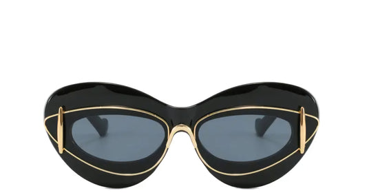 First Class Finesser